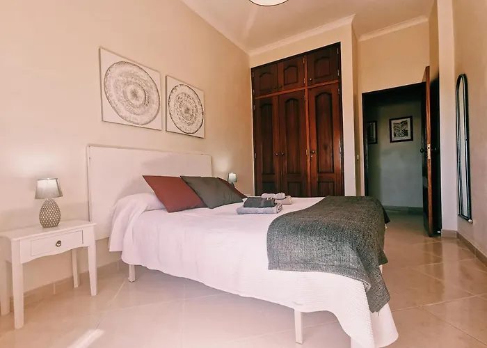 Kintsugi House アパート